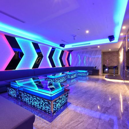 W3 Motel Luzhu Экстерьер фото
