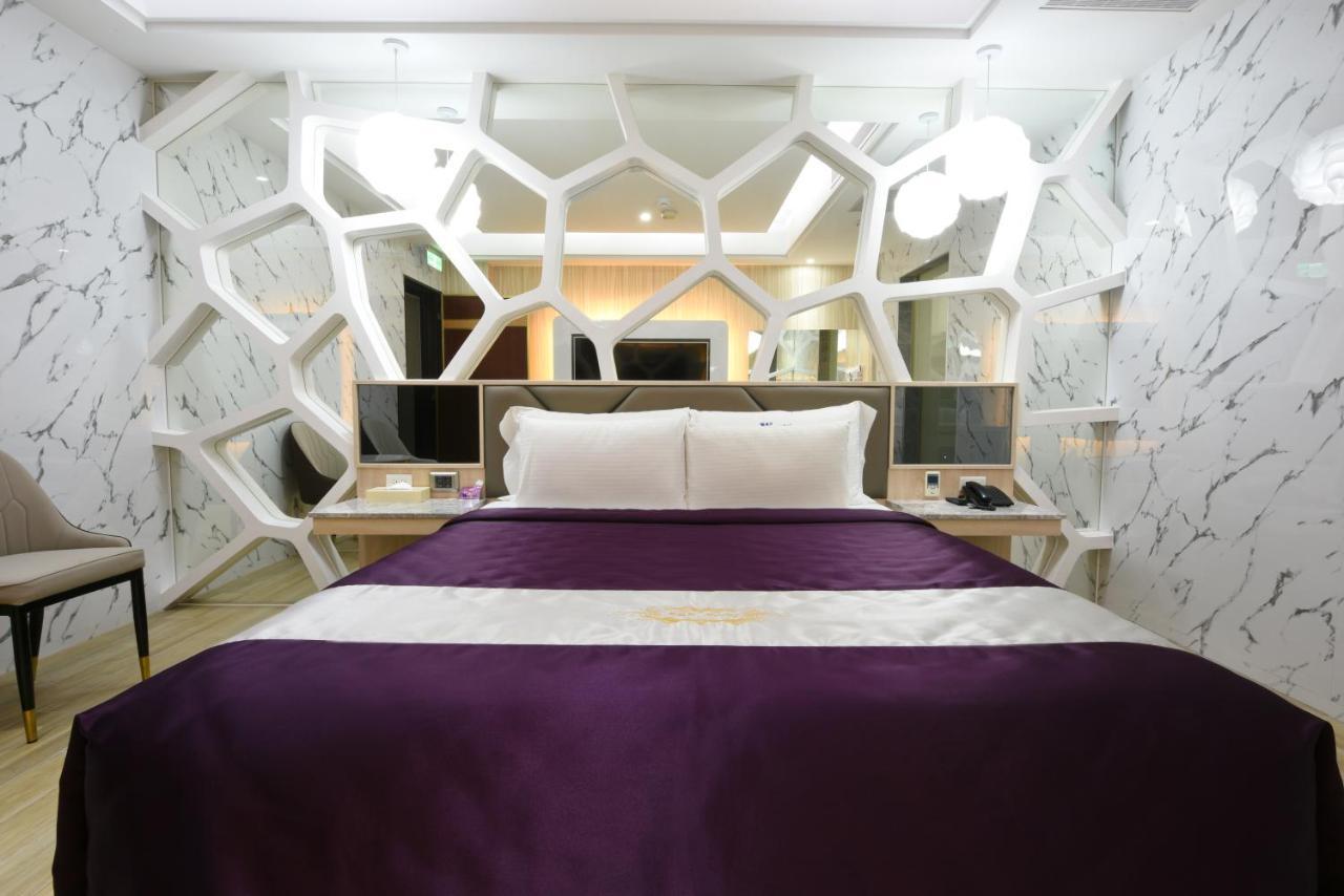 W3 Motel Luzhu Экстерьер фото