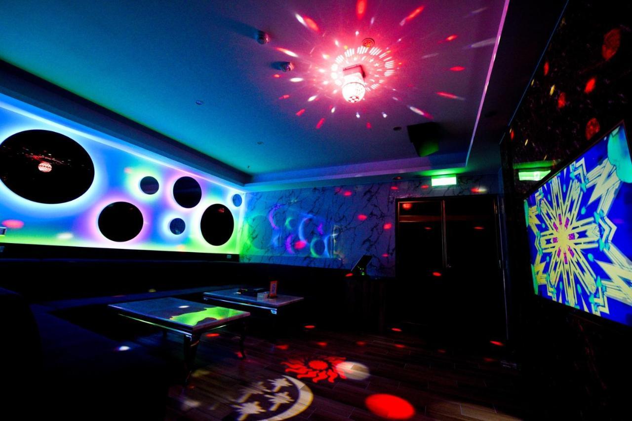 W3 Motel Luzhu Экстерьер фото
