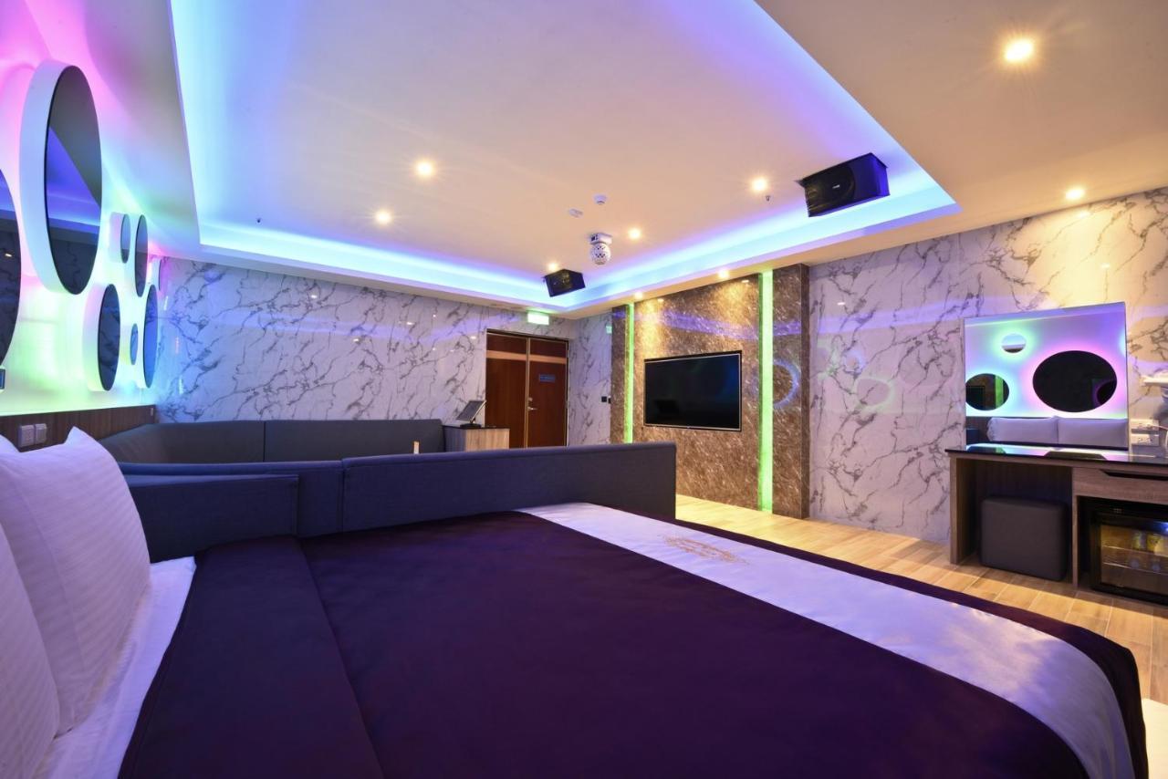 W3 Motel Luzhu Экстерьер фото