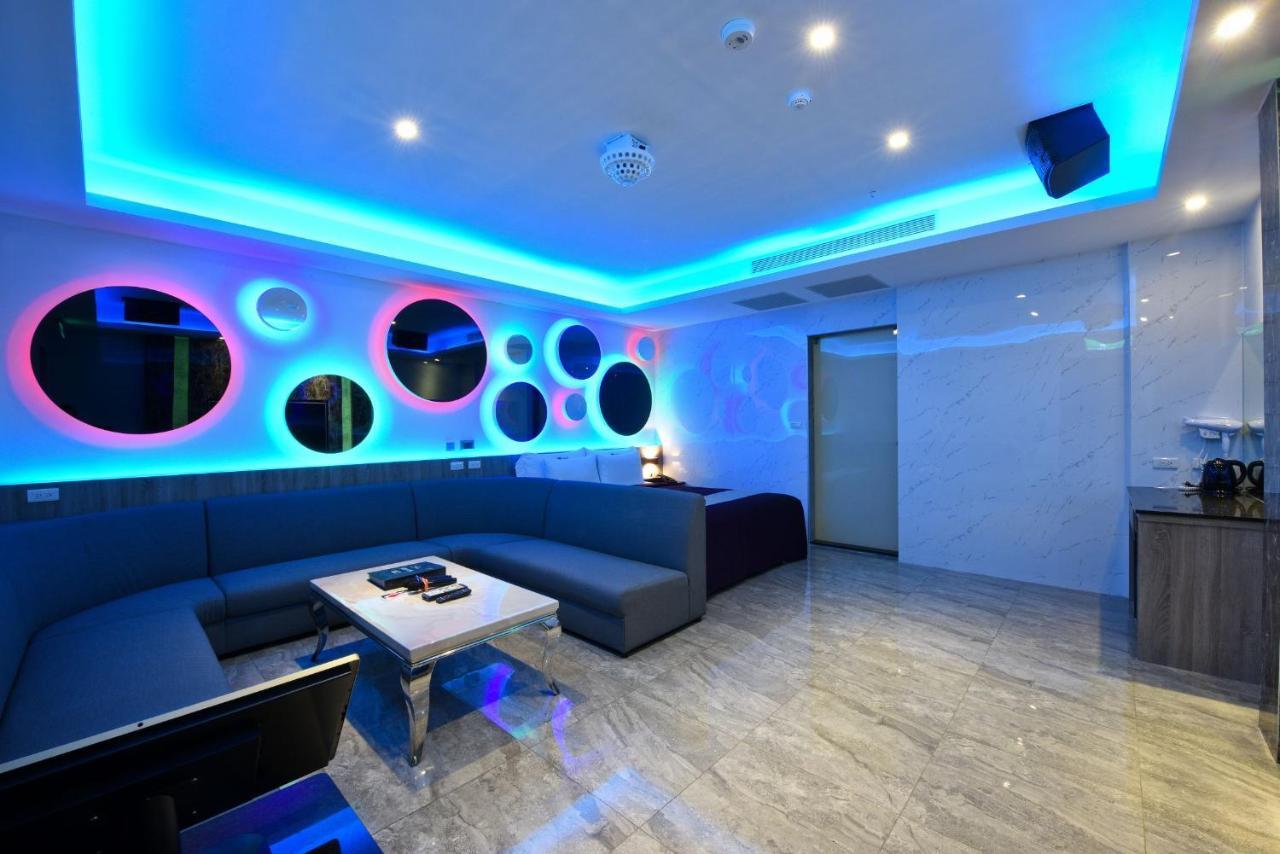 W3 Motel Luzhu Экстерьер фото