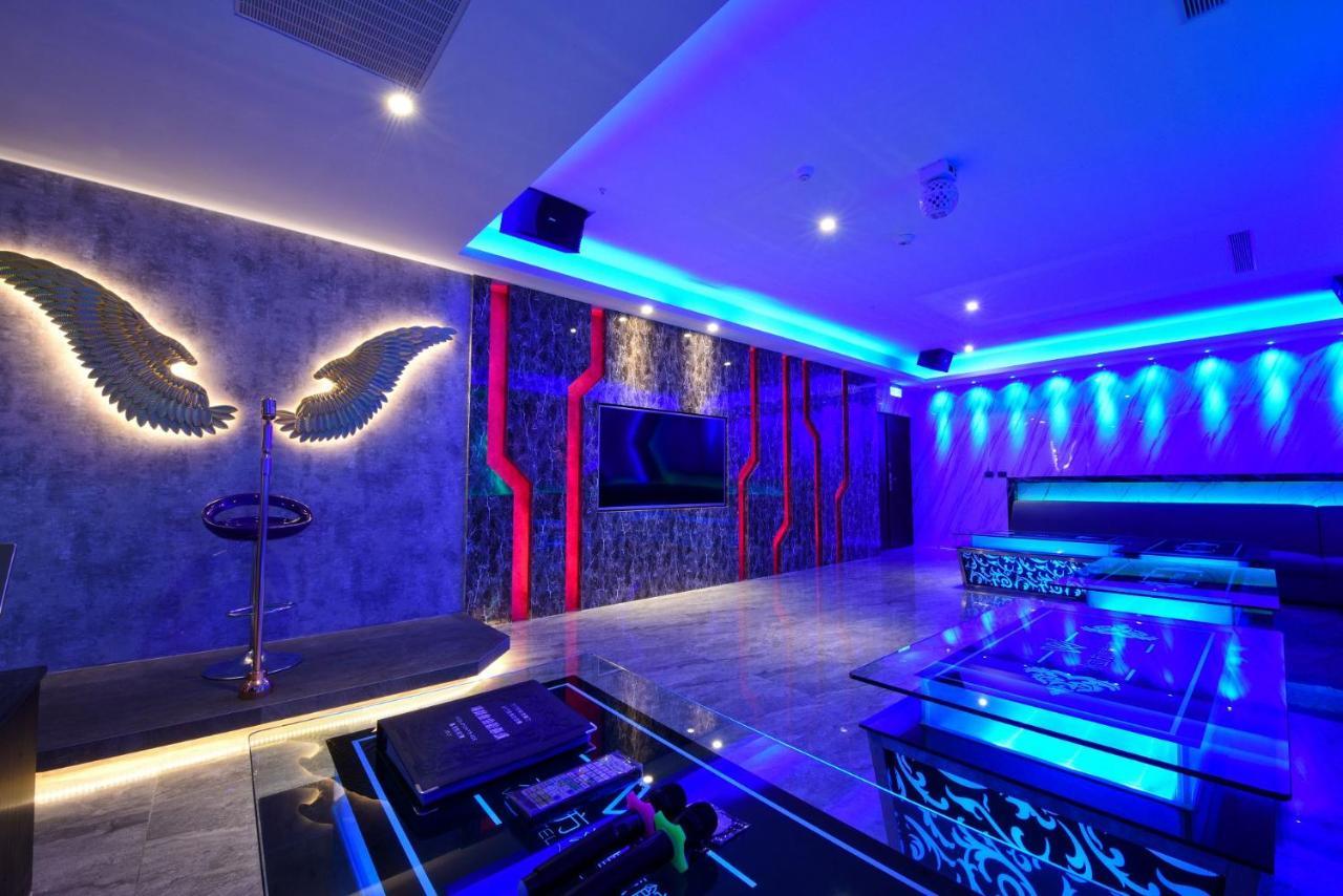 W3 Motel Luzhu Экстерьер фото